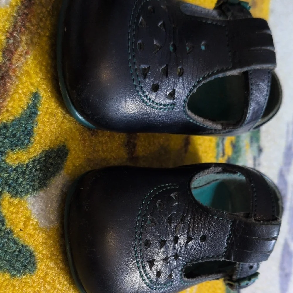 Stride Rite Toddler Navy Shoes - Picture 4 of 13